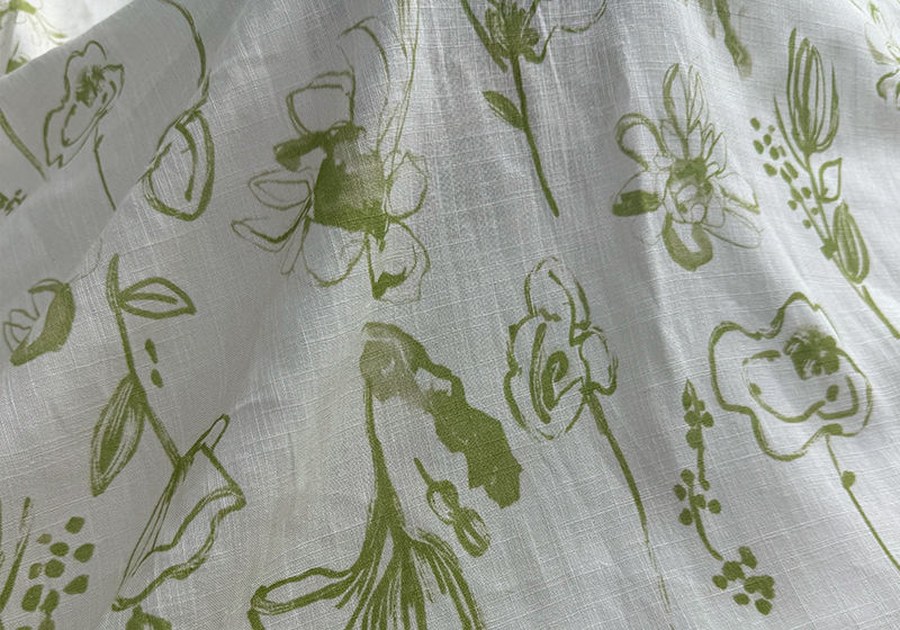 Viscolinho estampado botânico verde sobre fundo branco — ref. VL-02